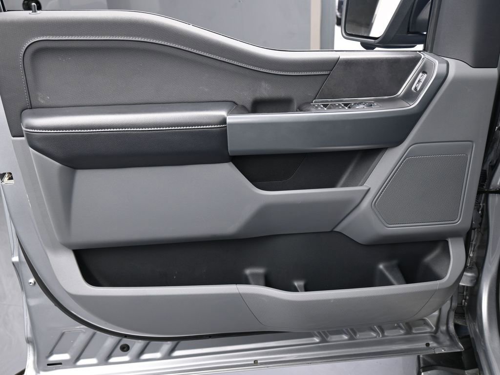 Used 2024 Ford F150 XLT w/ Mobile Office Package image 12