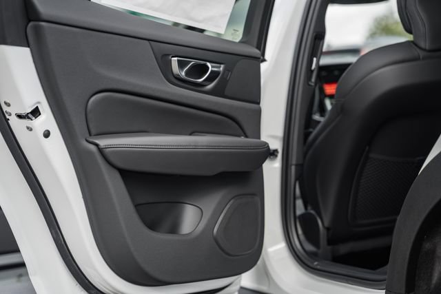 New 2026 Volvo V60 B5 Cross Country Plus w/ Protection Package Premier image 36