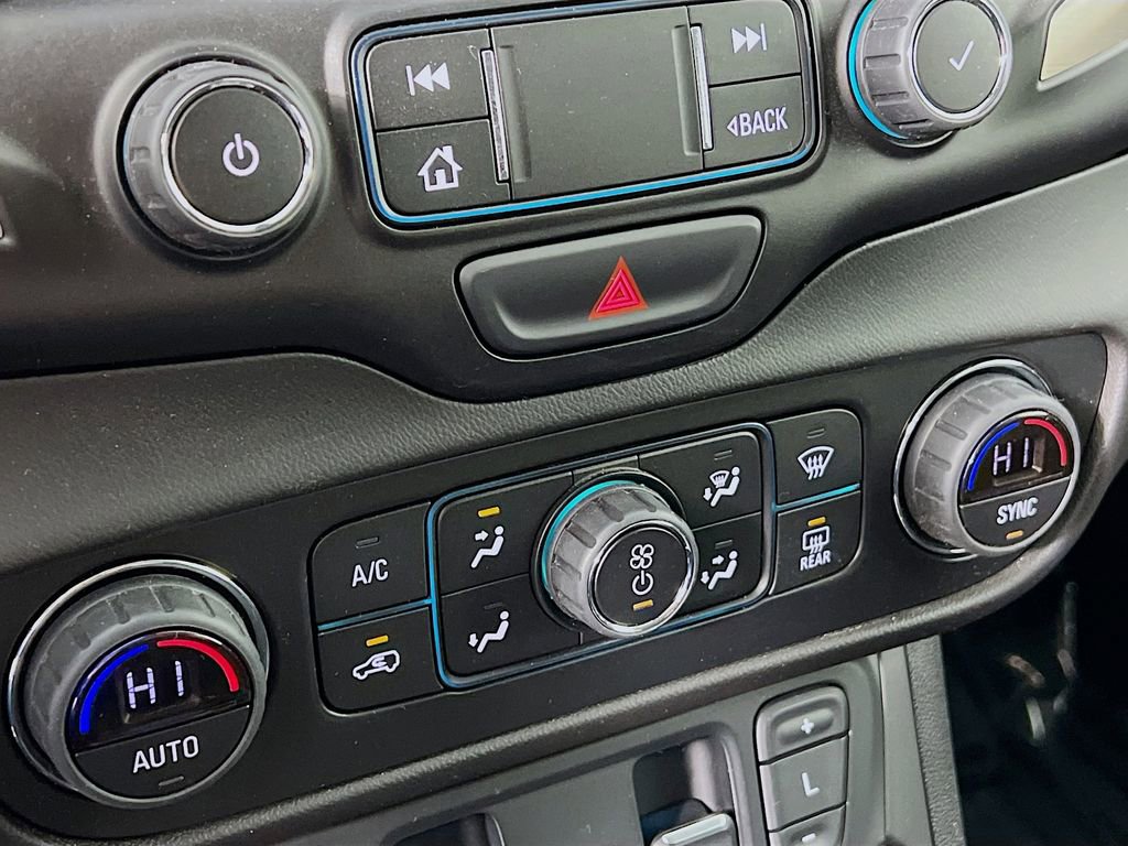 Certified 2020 GMC Terrain Denali w/ LPO, Floor Liner Package image 15