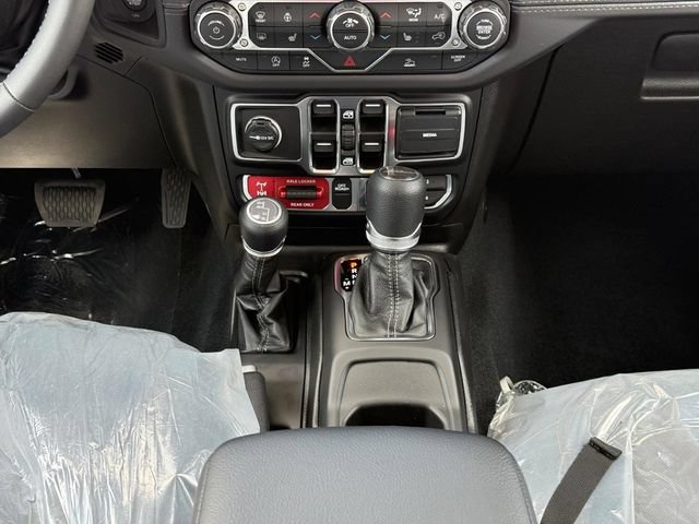 New 2026 Jeep Gladiator Mojave AWD/4WD image 17