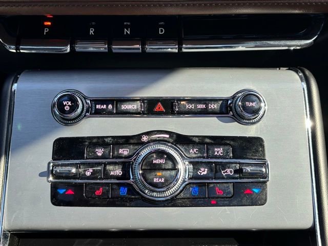 Used 2021 Lincoln Aviator Reserve w/ Equipment Group 201A image 34