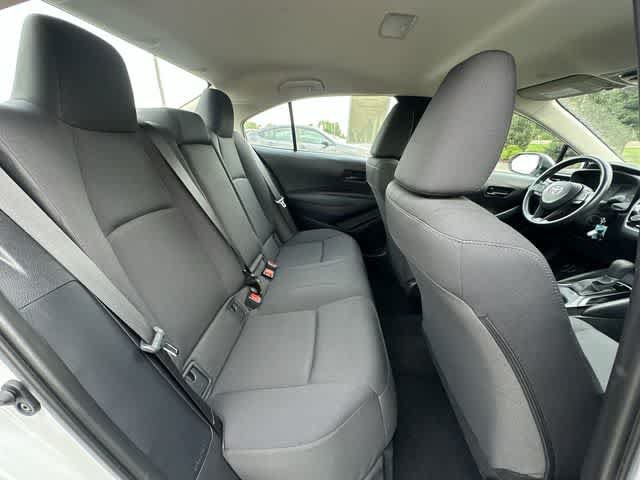 Used 2025 Toyota Corolla LE FWD image 21