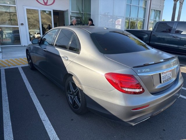 Used 2019 Mercedes-Benz E 300 image 9