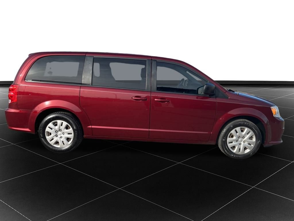 Used 2018 Dodge Grand Caravan SE image 6