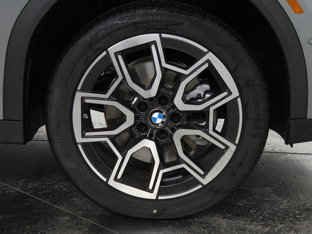 New 2026 BMW X2 xDrive28i w/ Technology Package AWD/4WD image 7