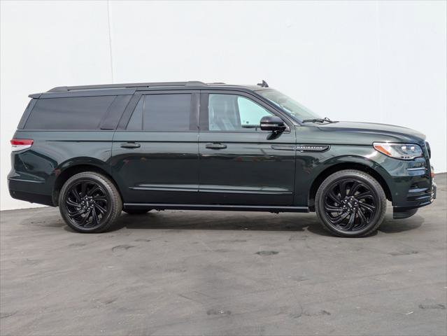 New 2023 Lincoln Navigator L Black Label AWD/4WD image 6