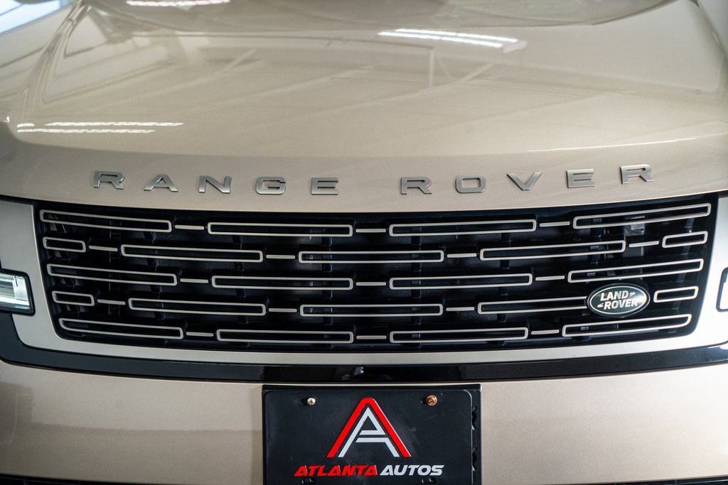 Used 2023 Land Rover Range Rover Long Wheelbase SE image 16