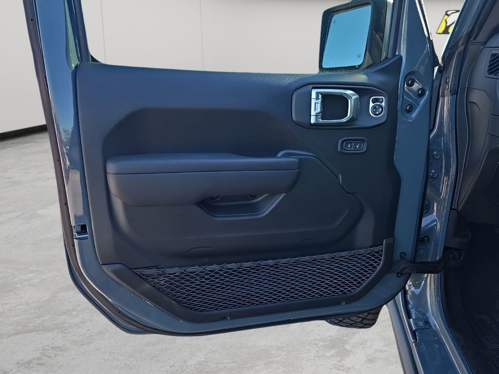 New 2025 Jeep Wrangler Unlimited Rubicon w/ Safety Group AWD/4WD image 77