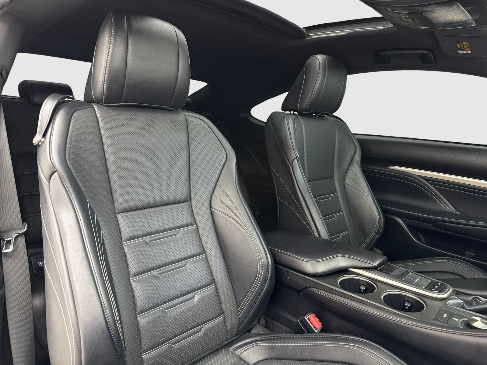 Used 2016 Lexus RC 200t RWD image 39
