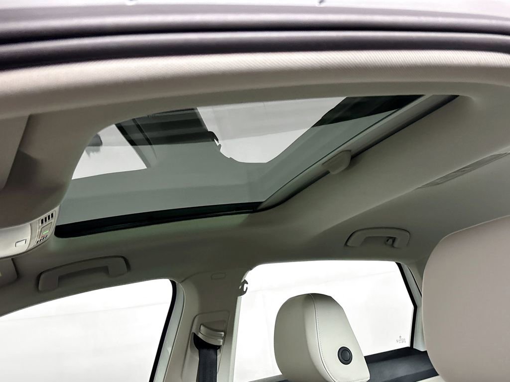 New 2025 Volkswagen Jetta SE image 18