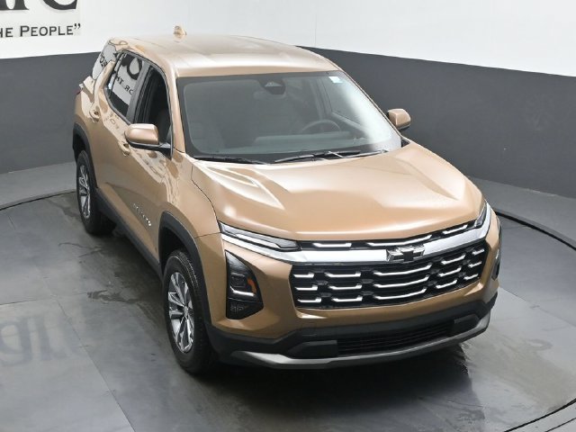 New 2027 Chevrolet Equinox LT w/ LPO, Floor Liner Package FWD image 25