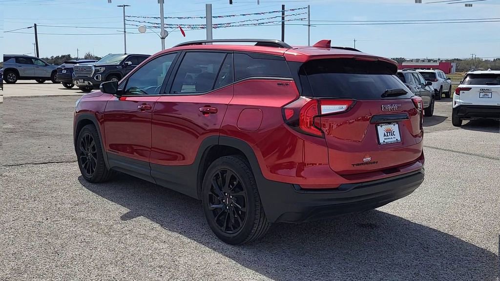 Used 2023 GMC Terrain SLT w/ Elevation Edition image 6