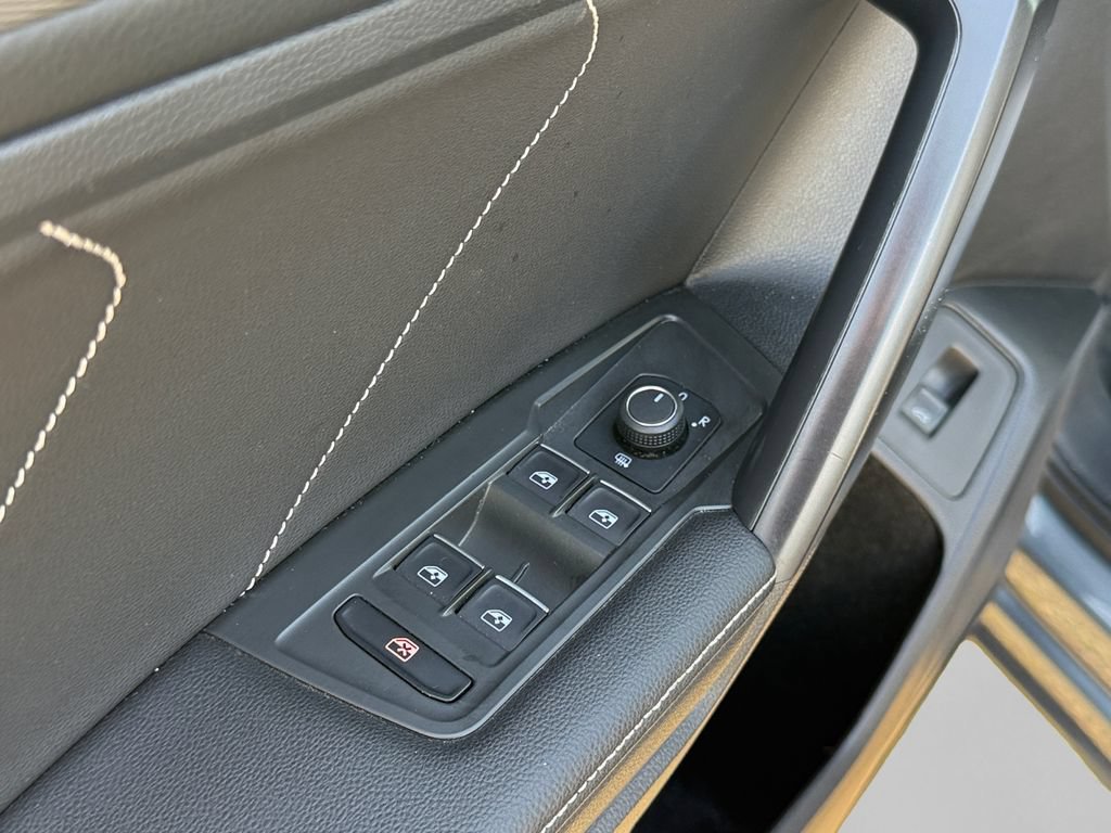 Used 2024 Volkswagen Tiguan Wolfsburg Edition AWD/4WD image 20