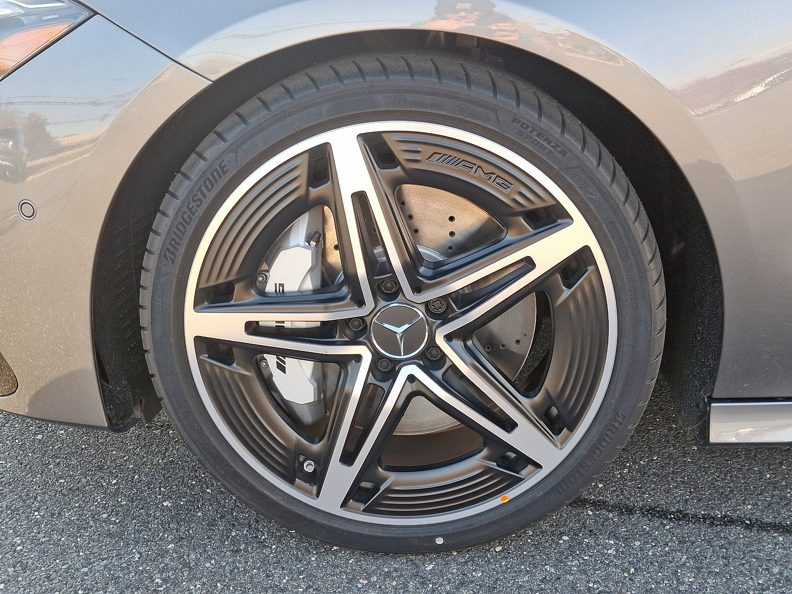 New 2025 Mercedes-Benz CLA 35 AMG 4MATIC image 5