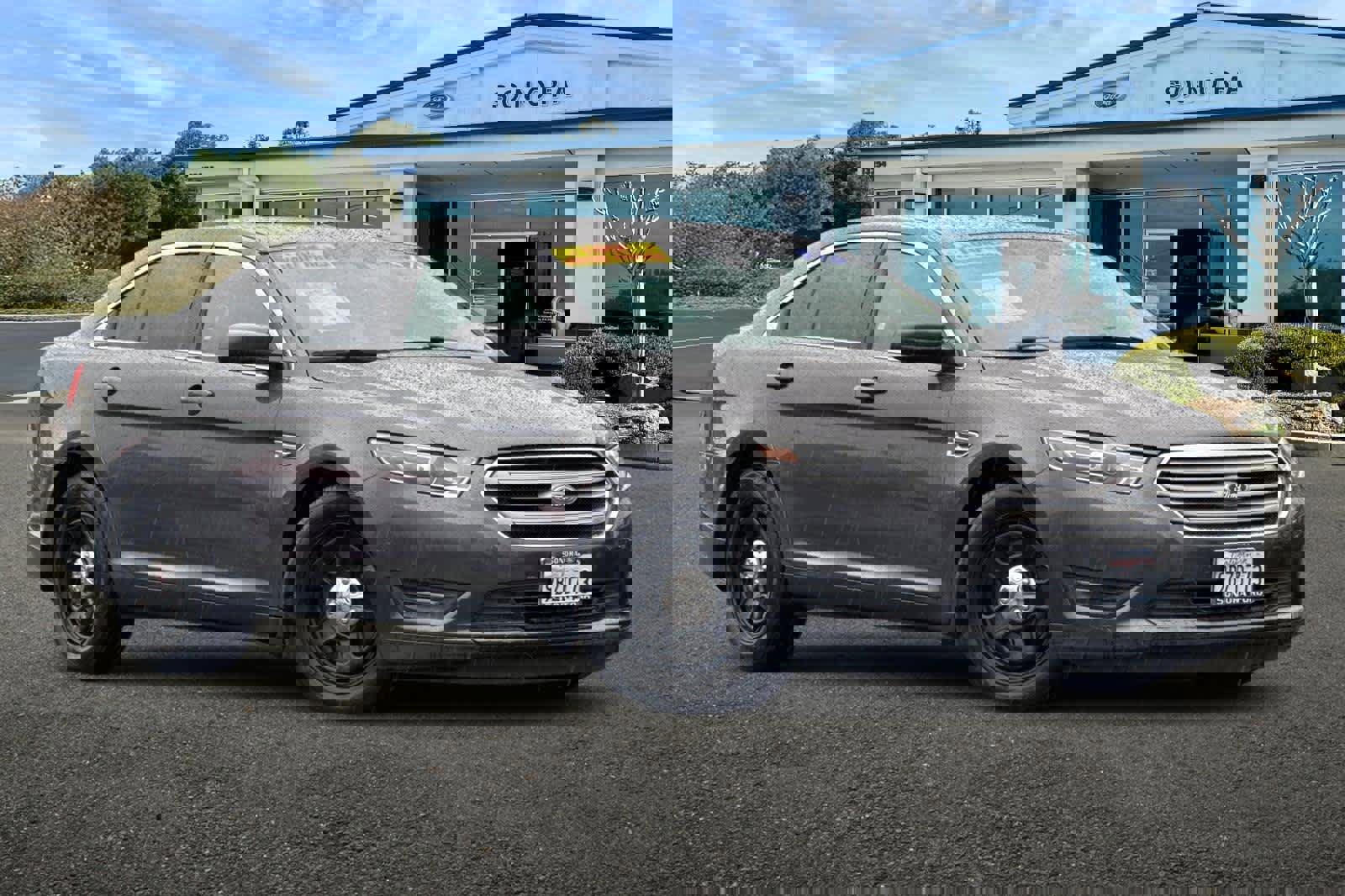 Used 2017 Ford Taurus SEL w/ Equipment Group 201A image 2