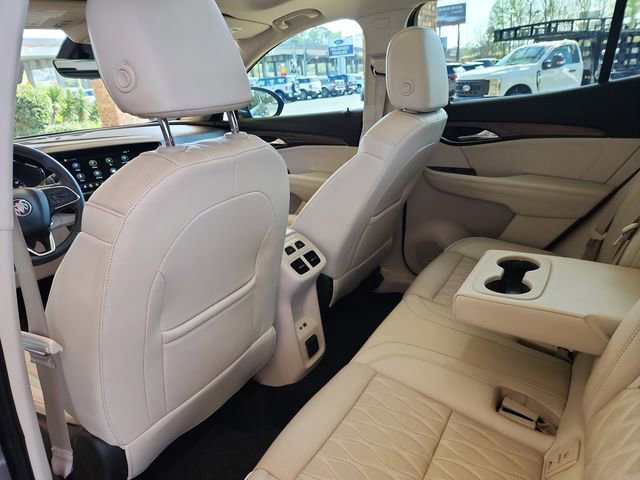 Used 2022 Buick Envision Avenir w/ Technology Package II image 23
