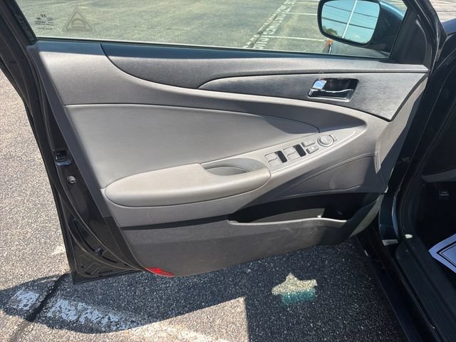 Used 2013 Hyundai Sonata SE FWD image 10