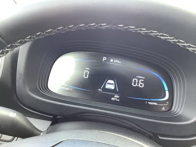 Certified 2026 Hyundai Venue SEL FWD image 34