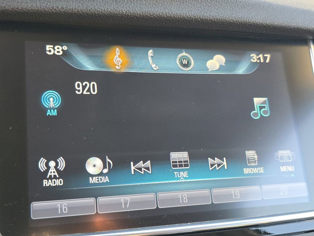 Used 2018 Buick Encore Preferred image 28