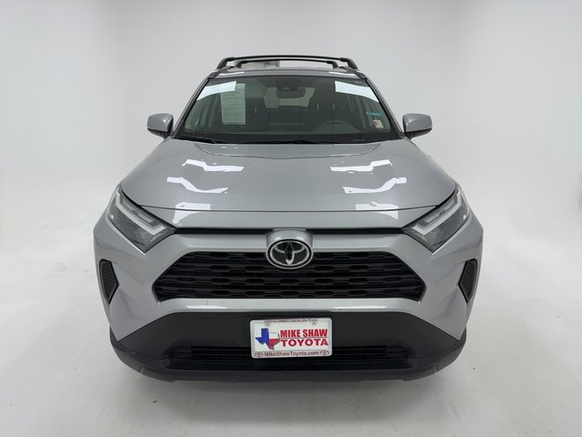 Used 2024 Toyota RAV4 XLE image 3