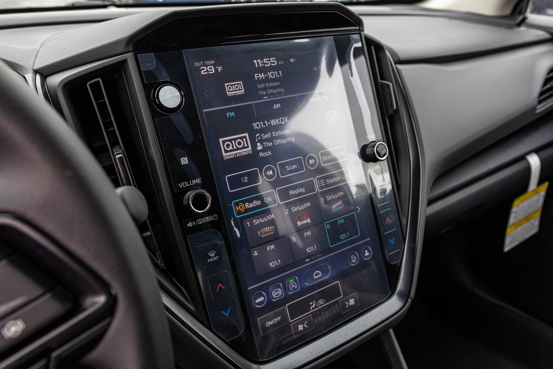 New 2025 Subaru Crosstrek 2.5i Limited w/ Crosstrek Mirror Package image 21