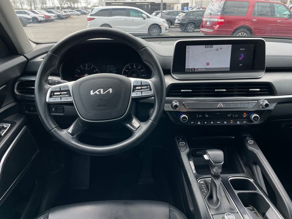 Used 2022 Kia Telluride S image 11