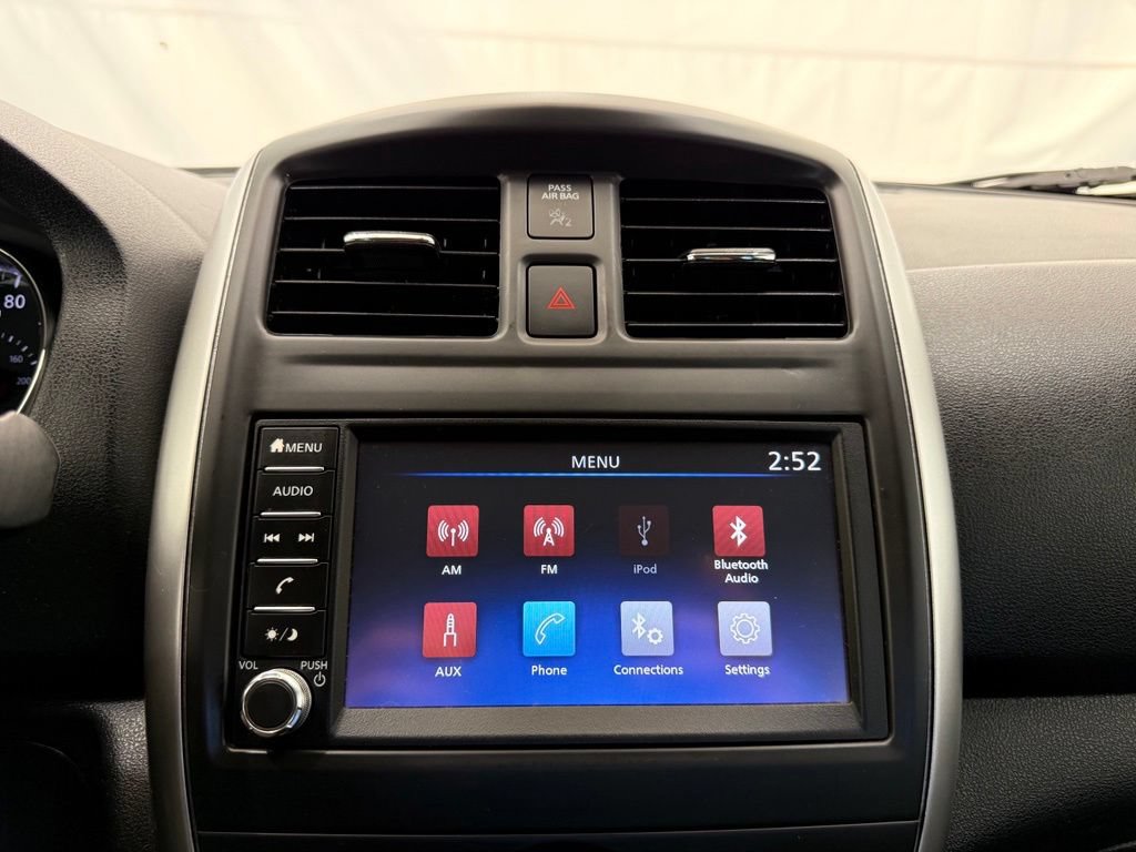Used 2019 Nissan Versa SV FWD image 31