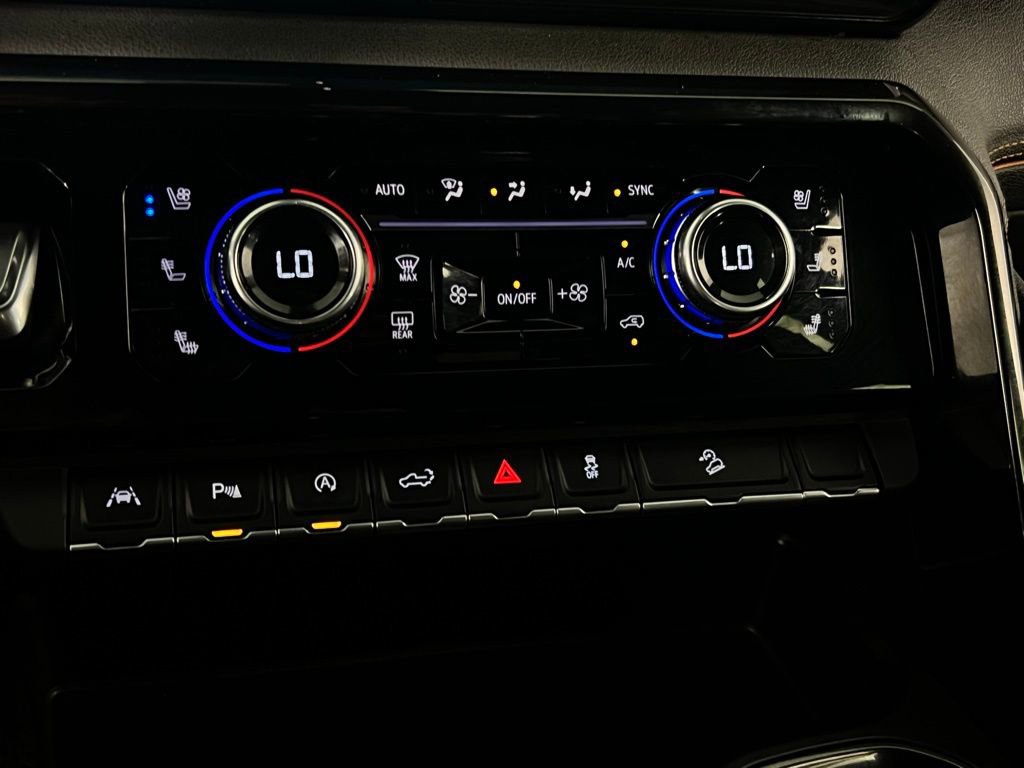 Used 2025 GMC Sierra 1500 AT4 image 22