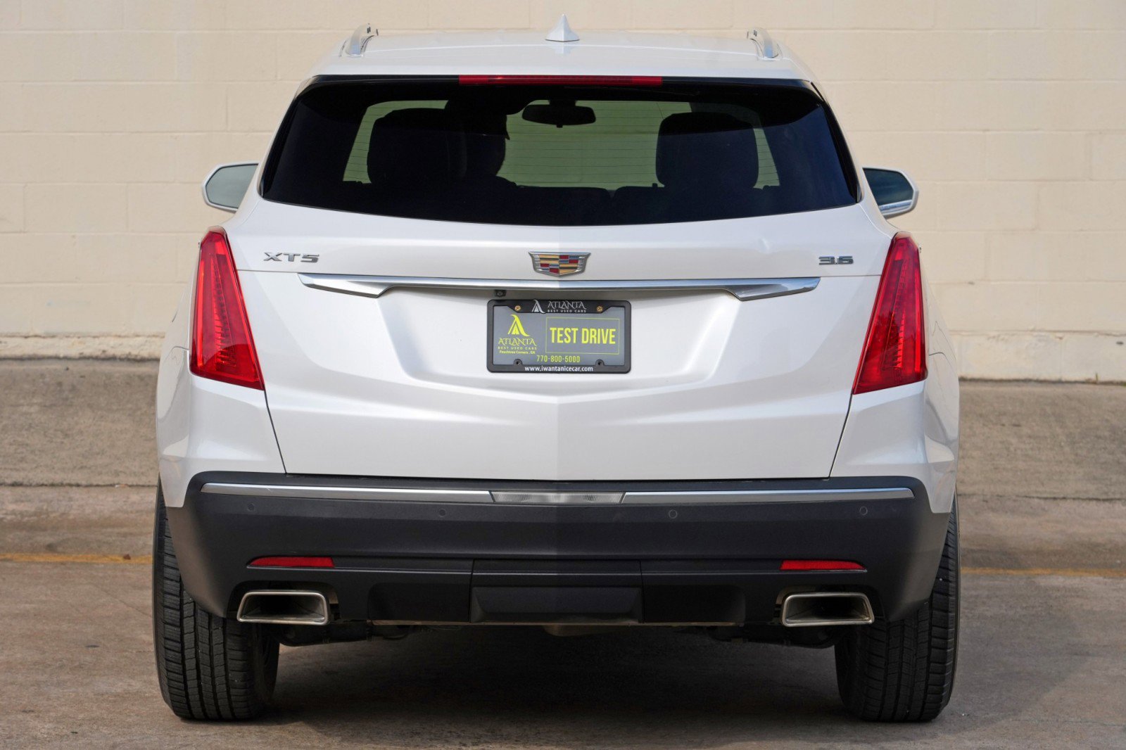Used 2017 Cadillac XT5 FWD image 44