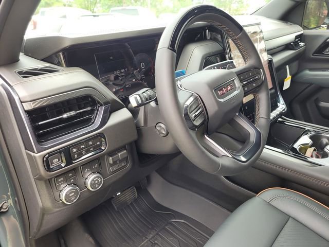 New 2026 GMC Yukon AT4 w/ AT4 Premium Plus Package image 20