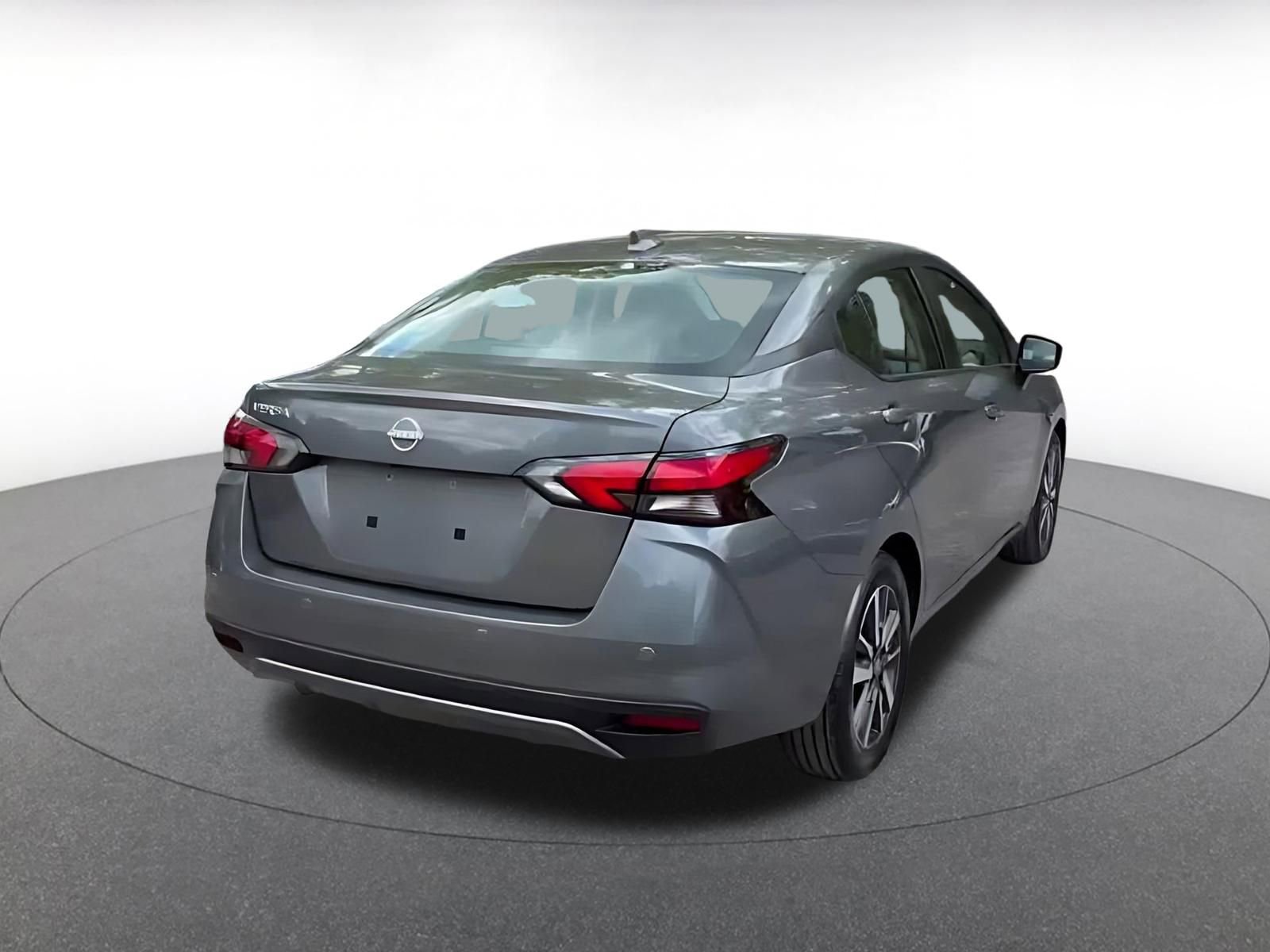 Used 2025 Nissan Versa SV FWD image 14
