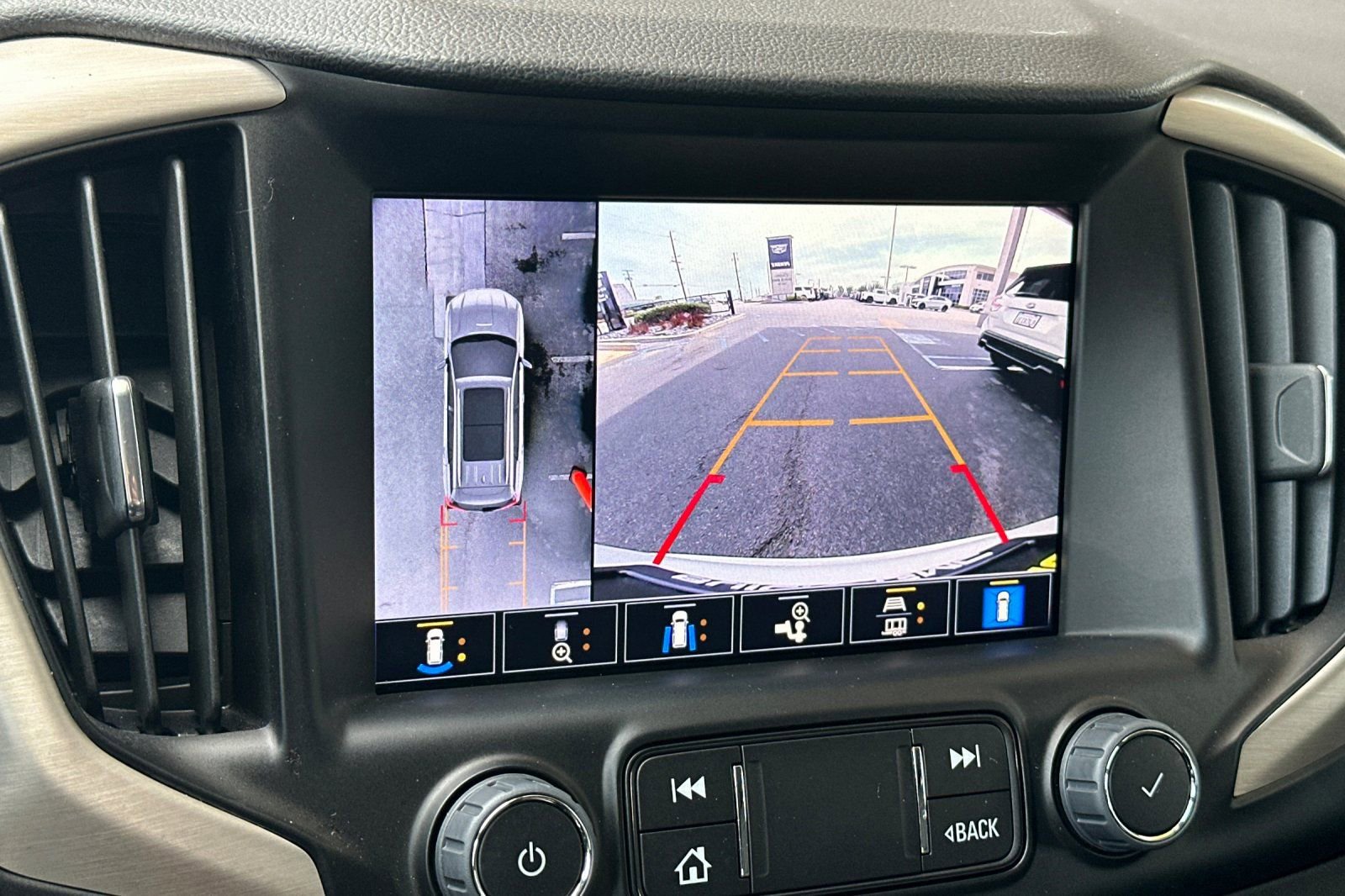 Certified 2024 GMC Terrain Denali w/ Denali Premium Package image 28