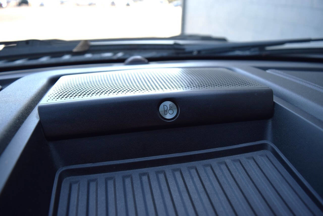 Used 2018 Ford F150 Raptor w/ Equipment Group 802A Luxury image 43