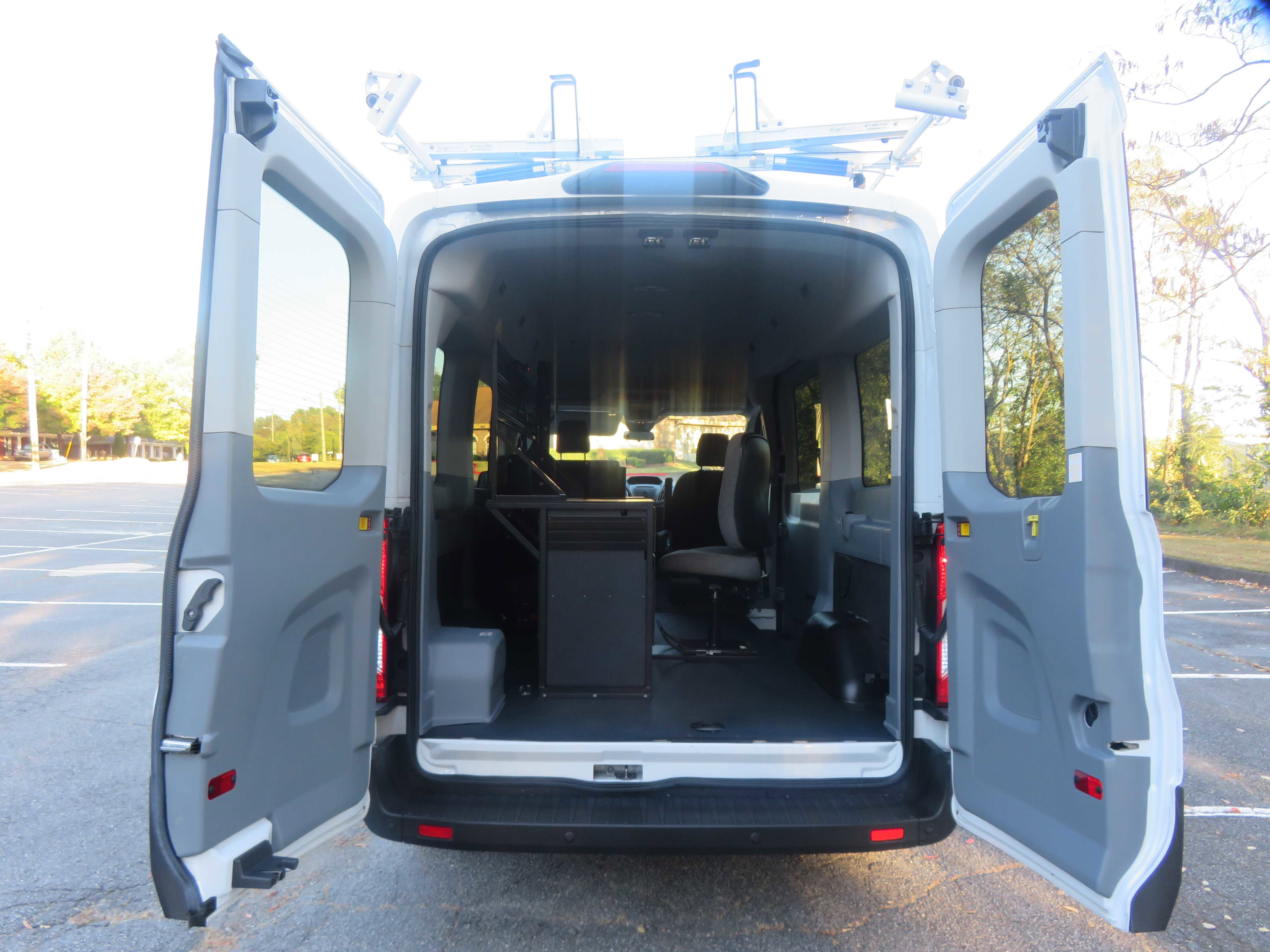 Used 2018 Ford Transit 150 XLT image 18