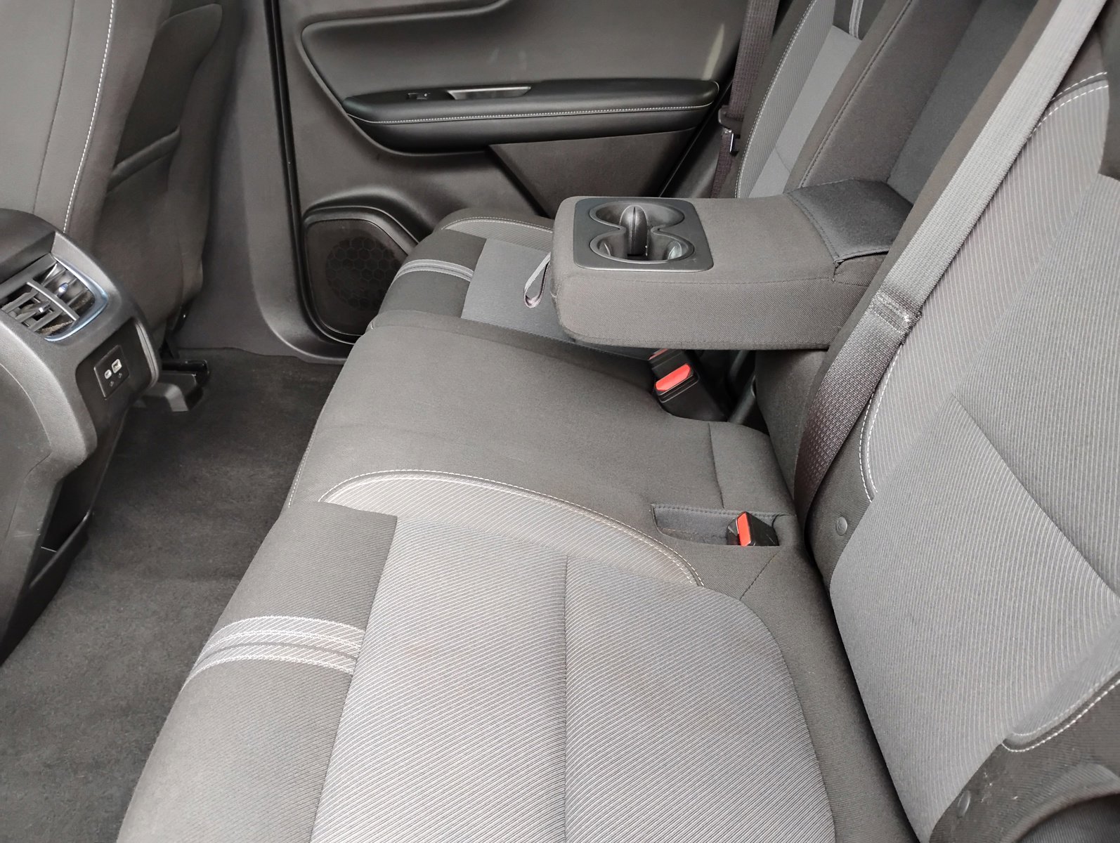 Used 2024 Chevrolet Blazer LT image 18