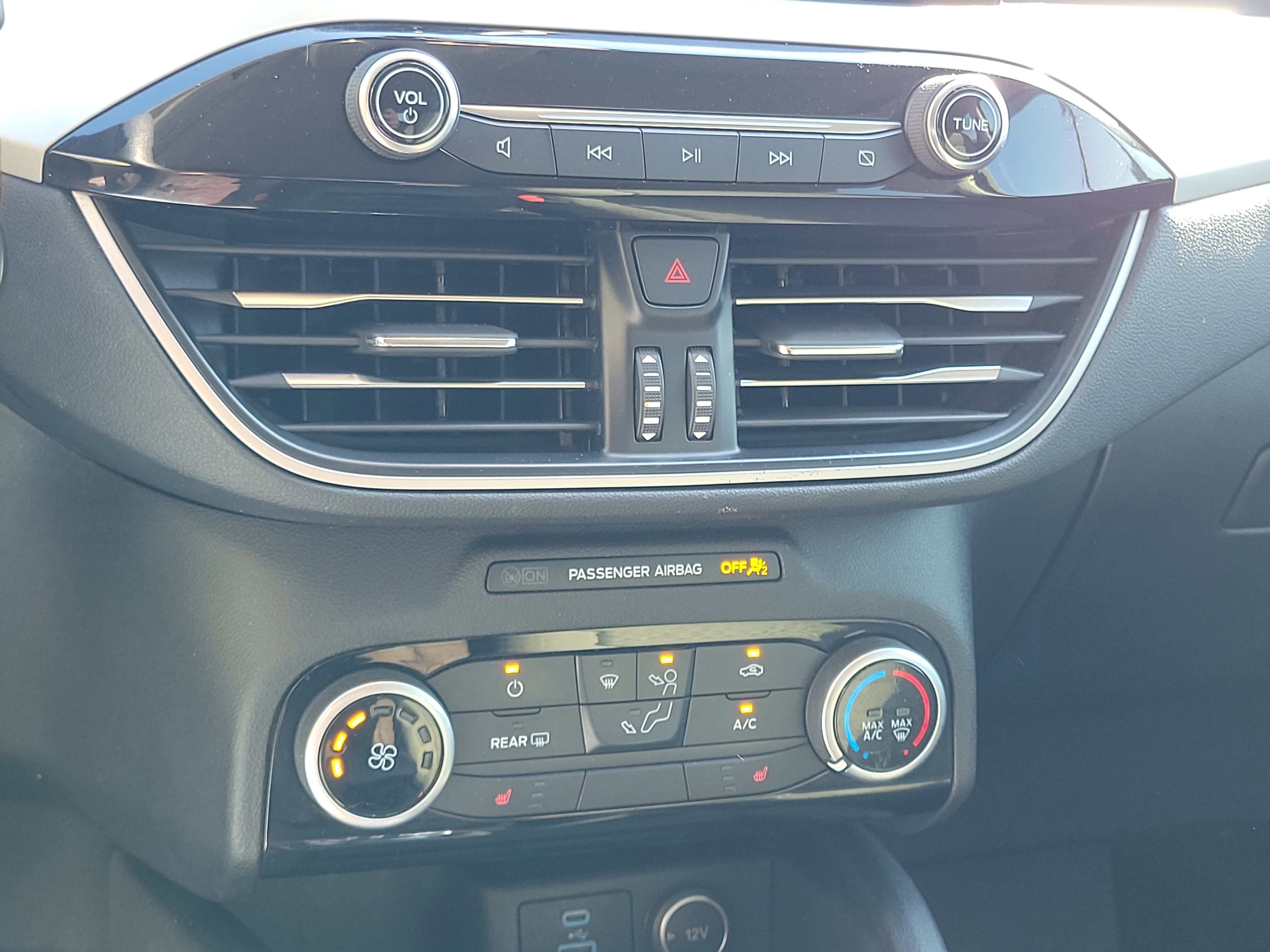 Used 2021 Ford Escape SE image 27