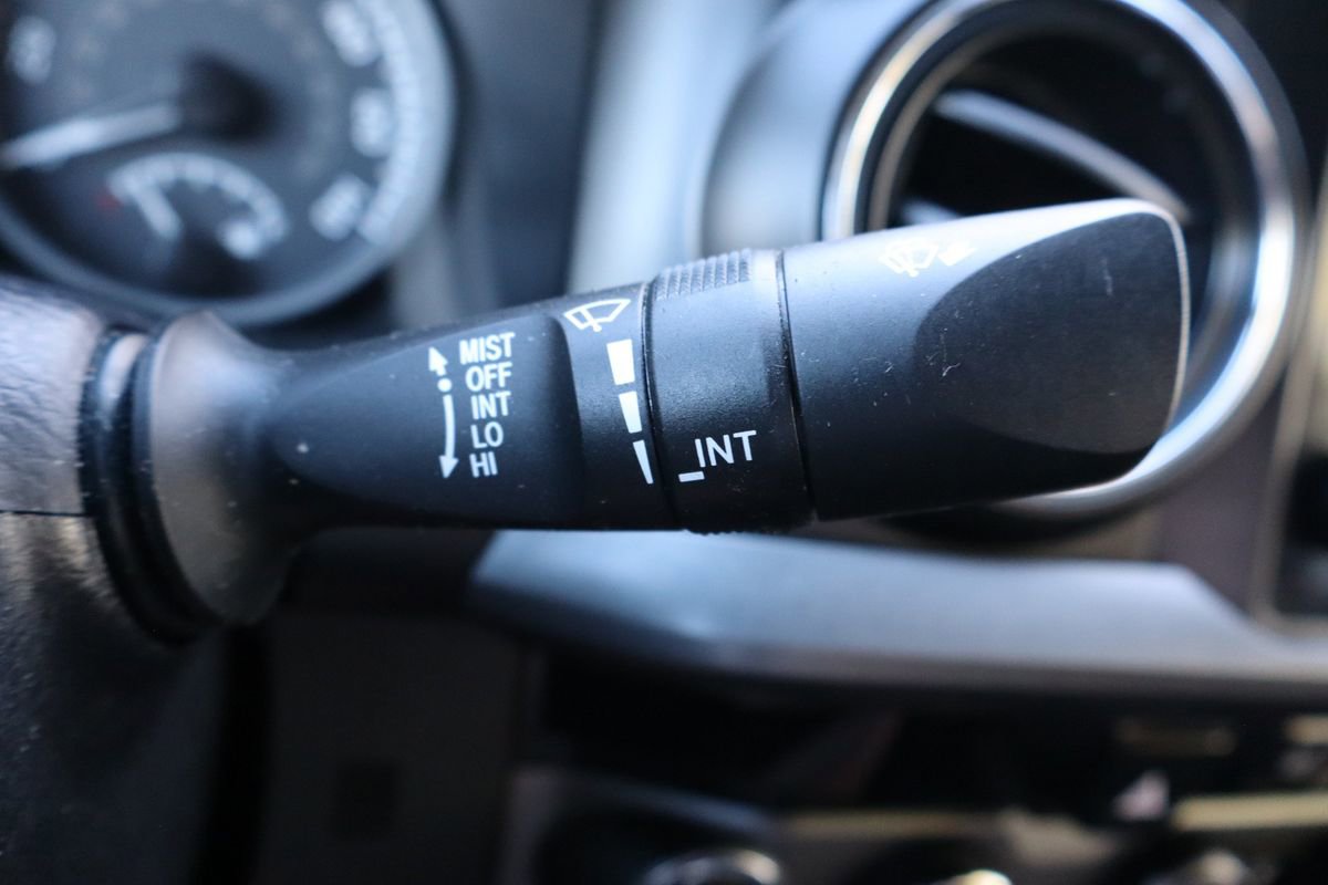 Used 2017 Toyota Tacoma TRD Sport image 34