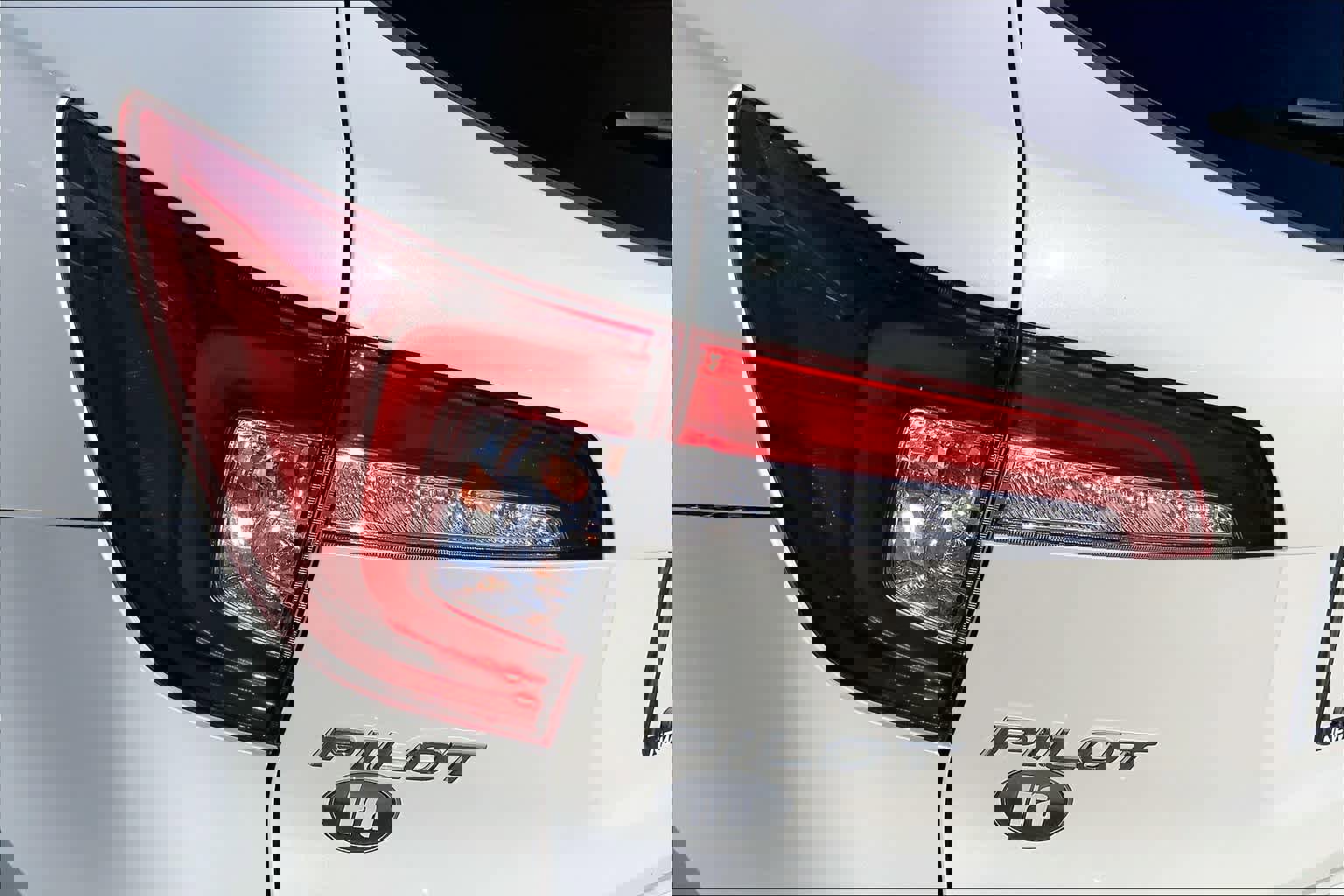 Used 2019 Honda Pilot Touring image 28