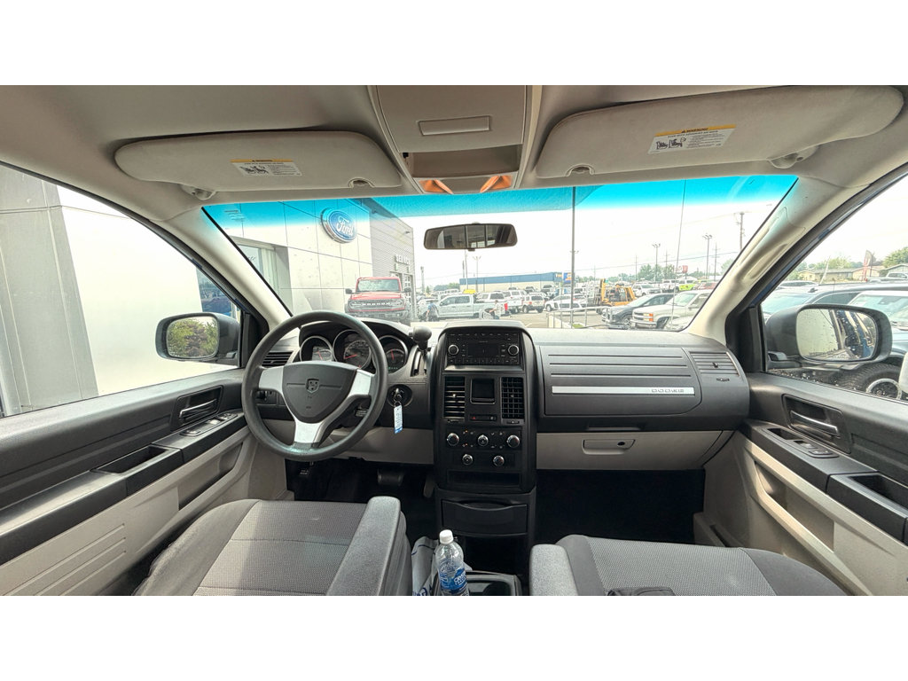 Used 2008 Dodge Grand Caravan SE FWD image 15