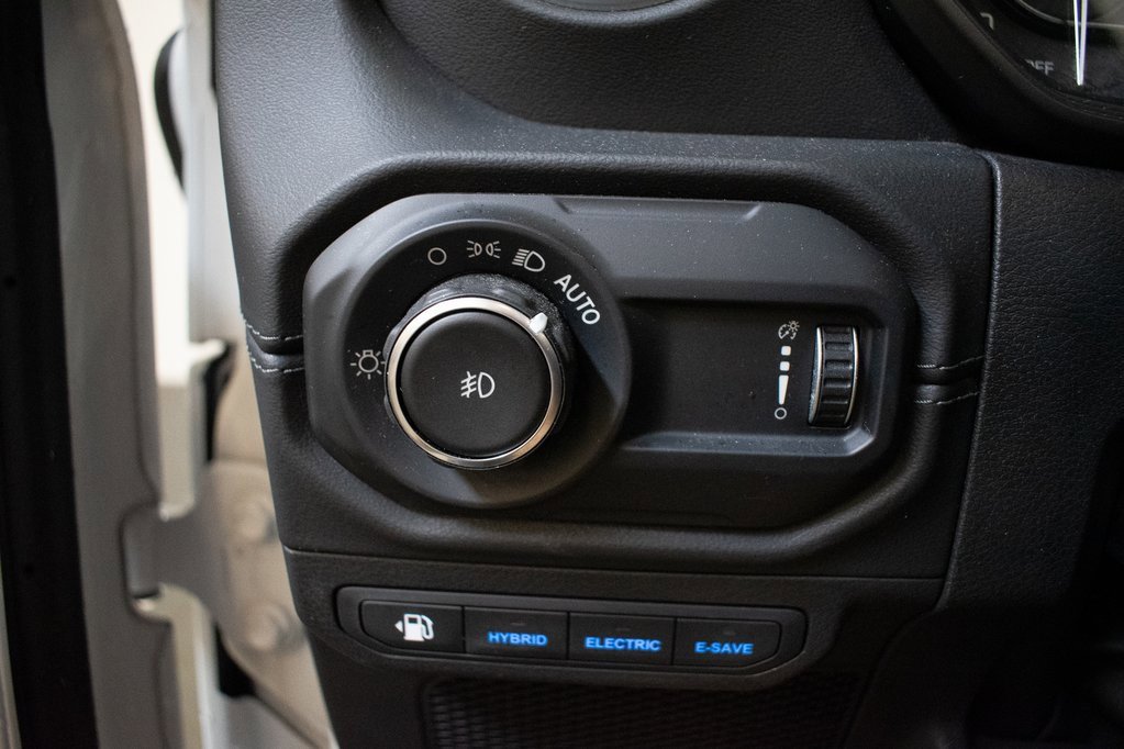 Used 2024 Jeep Wrangler High Altitude image 19