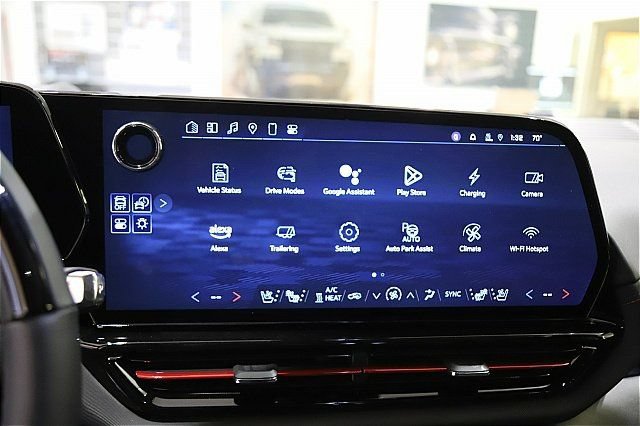 New 2024 Chevrolet Silverado EV RST AWD/4WD image 18