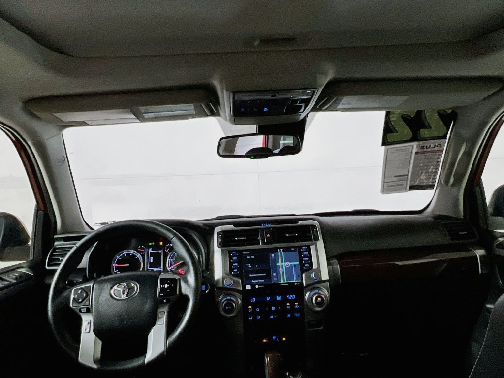 Used 2022 Toyota 4Runner Limited AWD/4WD image 27