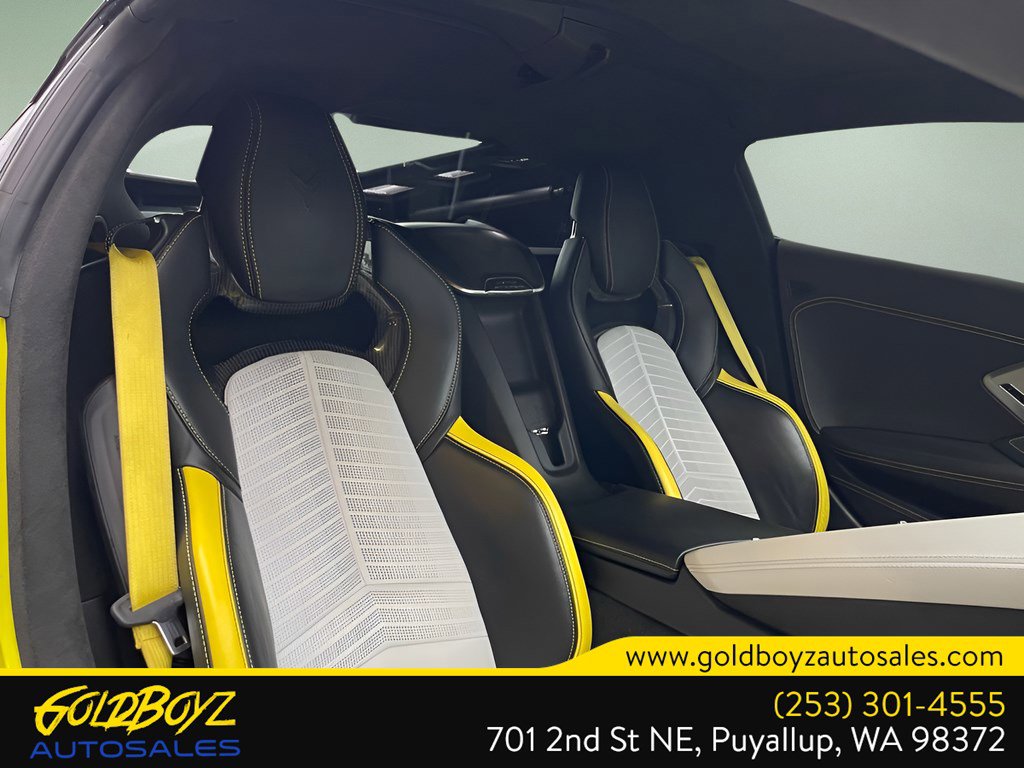 Used 2022 Chevrolet Corvette Stingray Premium Cpe w/ Z51 Performance Package image 17