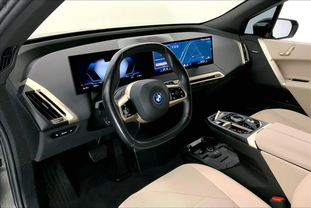 Used 2024 BMW iX xDrive50 AWD/4WD image 20