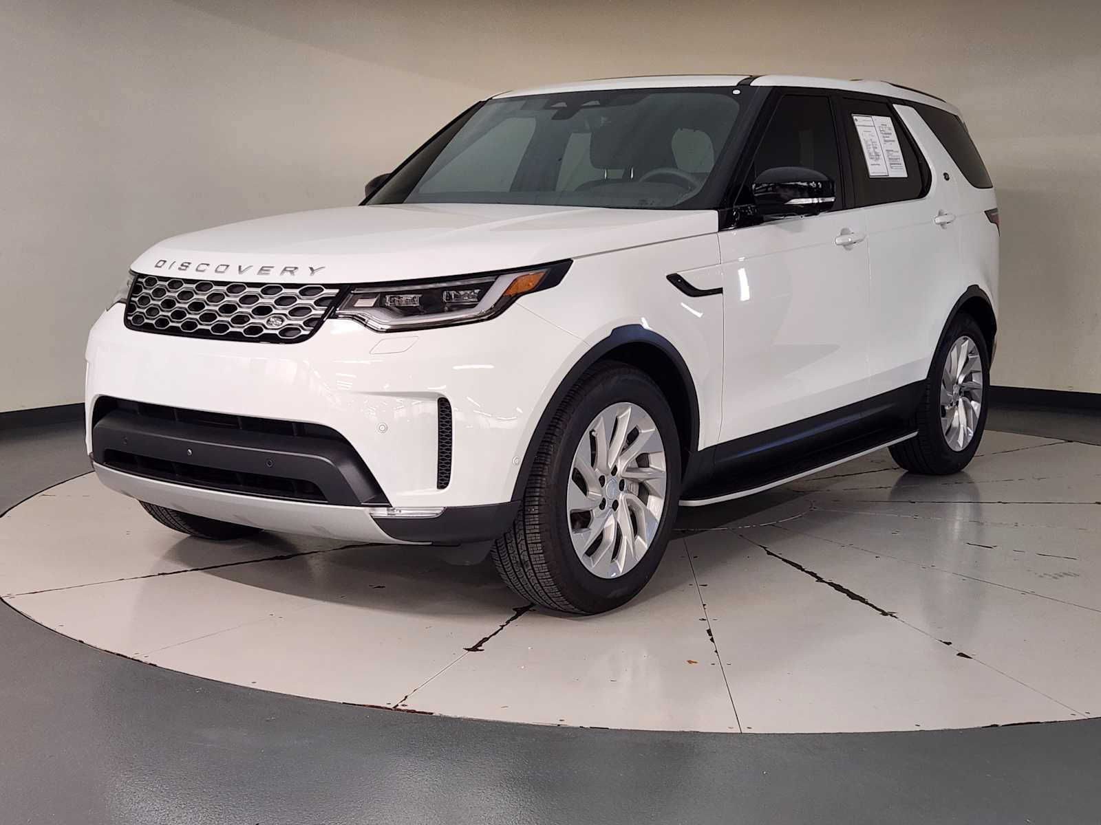 Used 2026 Land Rover Discovery S