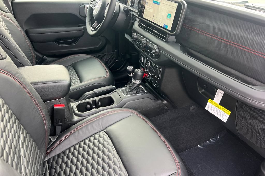 New 2026 Jeep Wrangler Unlimited Rubicon AWD/4WD image 16