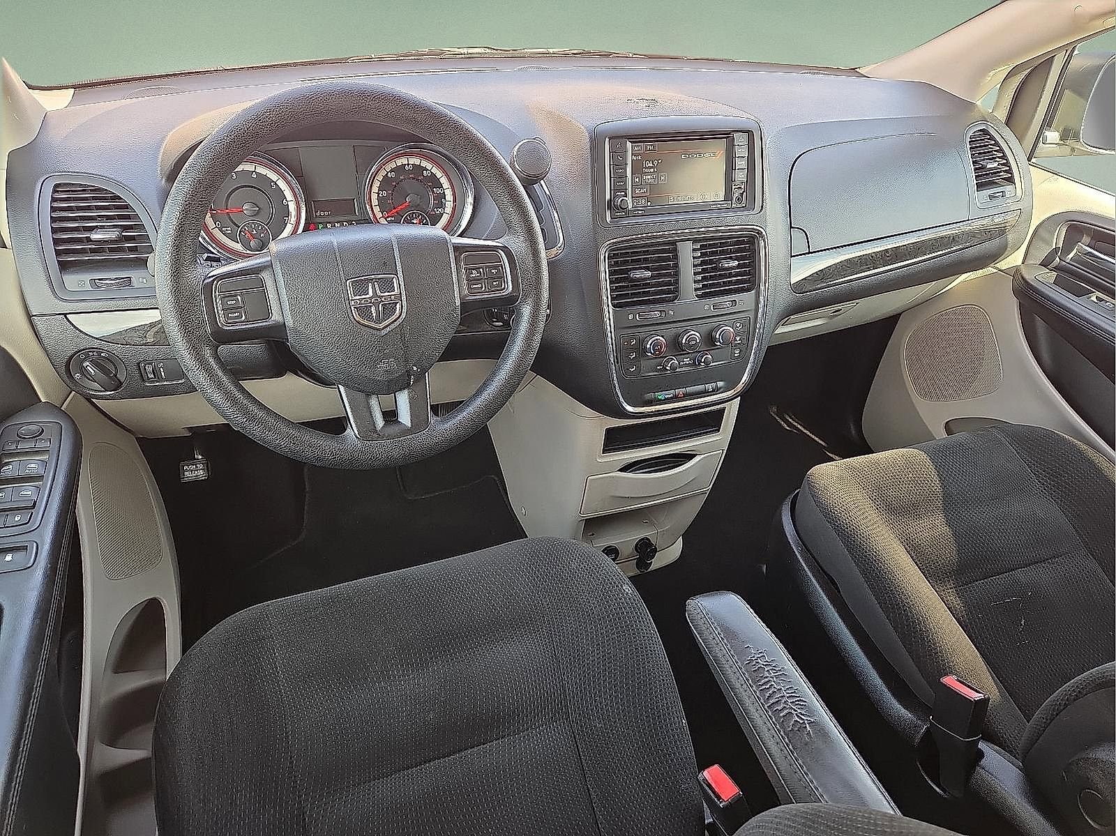 Used 2019 Dodge Grand Caravan SE image 11