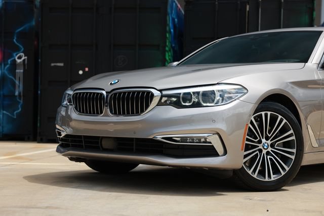 Used 2018 BMW 540i RWD image 37