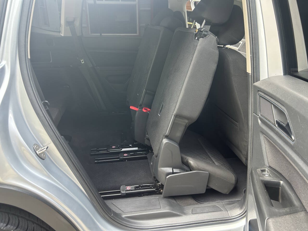 Used 2019 Volkswagen Atlas S FWD image 29
