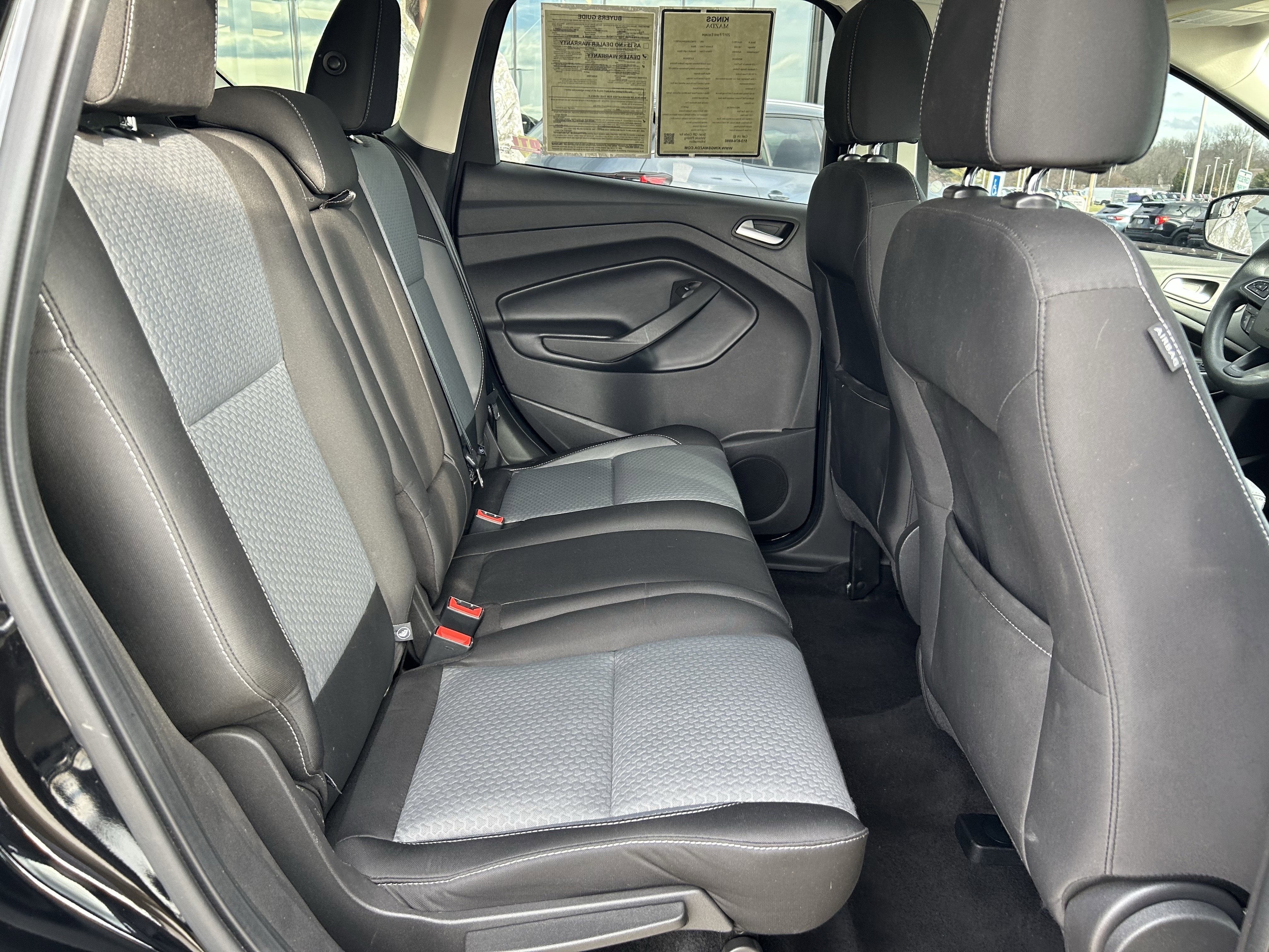 Used 2017 Ford Escape SE AWD/4WD image 23